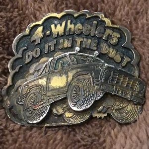 4-wheeler belt buckle